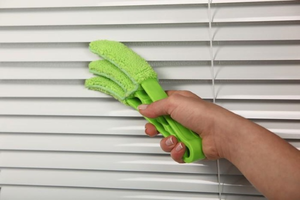 Как почистить вертикальные жалюзи в домашних условиях
